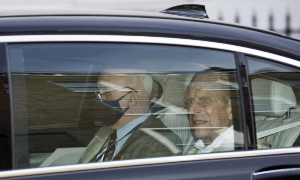 Εξιτήριο μετά από 4 εβδομάδες νοσηλείας για τον Πρίγκιπα Φίλιππο